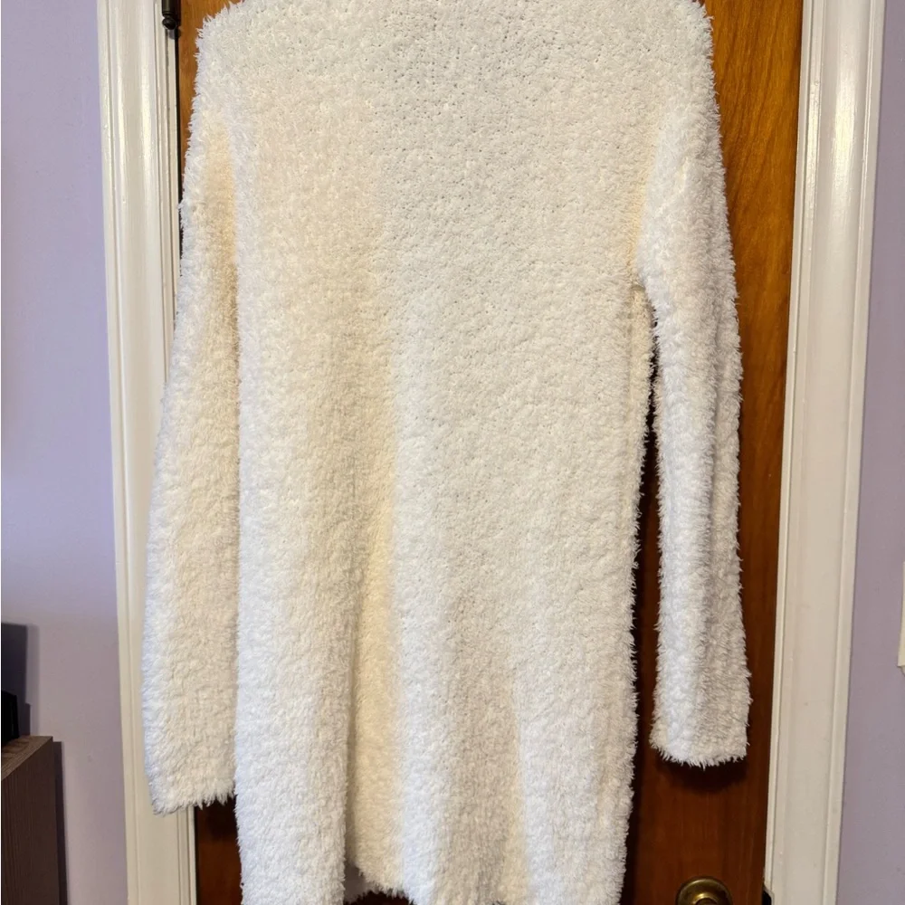 Pink Republic Cozy White Fuzzy Cardigan - Picture 2 of 2